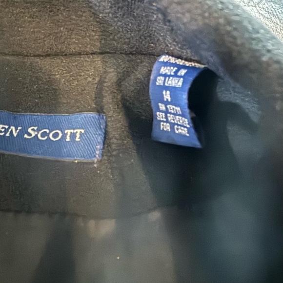 Karen Scott Black Long Sleeve Boyfriend Blazer With Button closing on front. - Picture 5 of 10